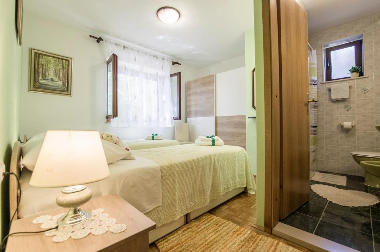 Holiday Home Villa Spilla Selca  Exterior photo