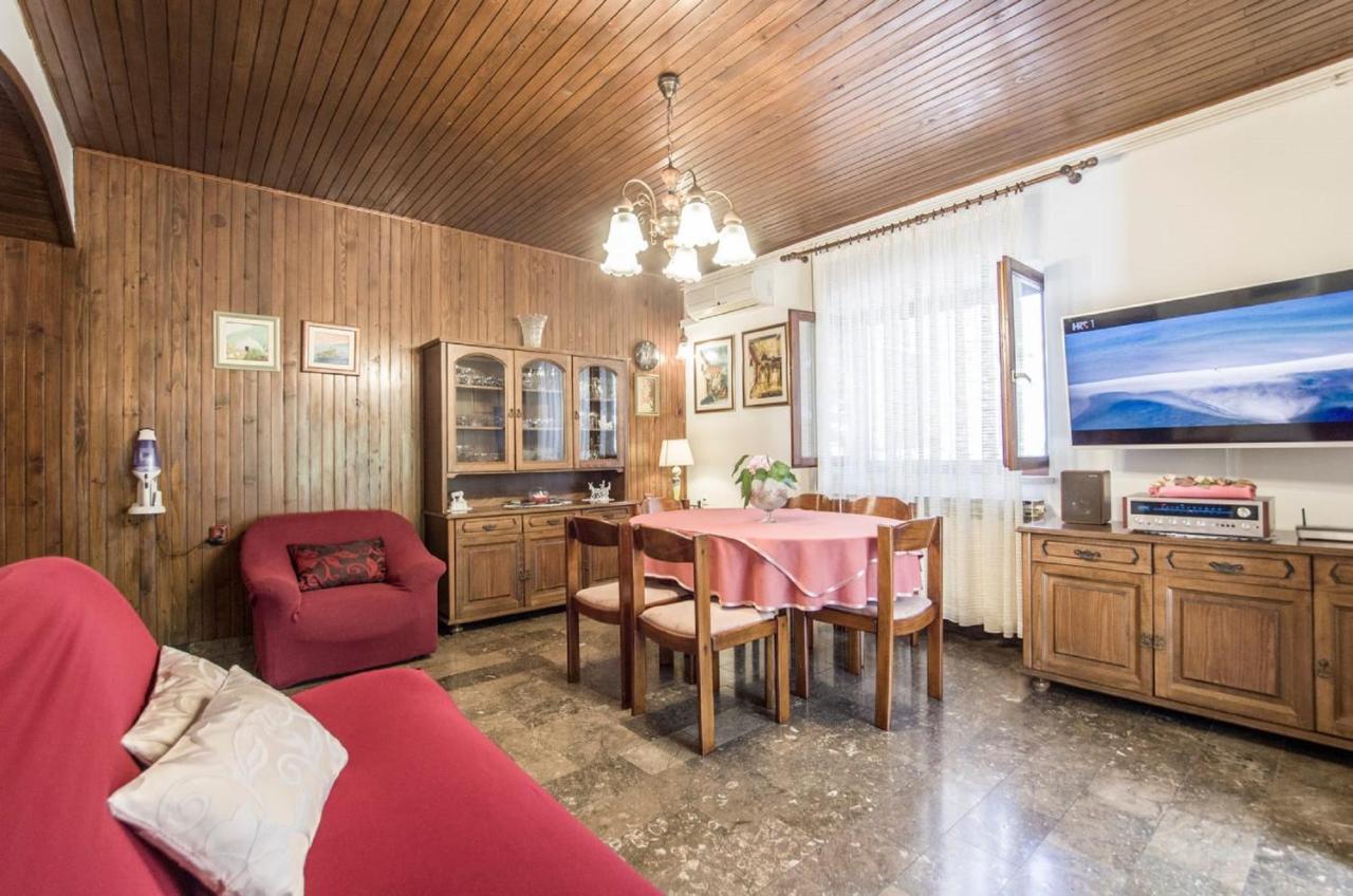 Holiday Home Villa Spilla Selca  Exterior photo